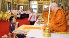 ในหลวงเสด็จฯ ถวายผ้าพระกฐิน 2 วัด