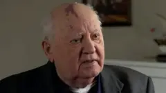 الزعيم السوفييتي السابق ميخائيل غورباتشوف