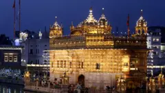 ਅੰਮ੍ਰਿਤਸਰ, ਦਰਬਾਰ ਸਾਹਿਬ