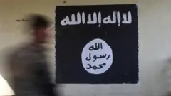 علم تنظيم الدولة الإسلامية
