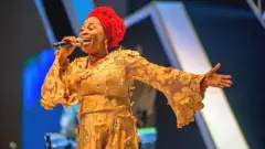 Tope Alabi
