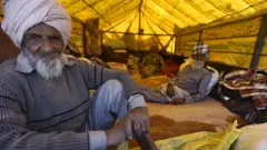 পাঞ্জাবের কৃষকরা বলছেন দীর্ঘ আন্দোলনের প্রস্তুতি নিয়েই তারা দিল্লিতে এসেছেন