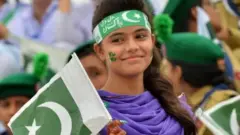 پاکستانی لڑکی