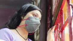 महिला