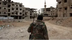 боец