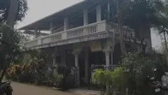 बीवी की याद में इमारत