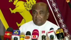 ගෝඨාභය රාජපක්ෂ ජනාධිපති ධුරයෙන් ඉල්ලා අස්වීම කතානායක නිල වශයෙන් ප්‍රකාශ කරයි