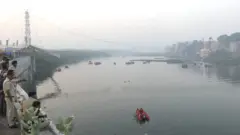મોરબી દુર્ઘટનાની તસવીર