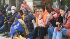 एमाले महाधिवेशनमा सहभागी हुन आएका महिलाहरू
