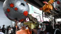ชุมนุมนักเรียนเลว