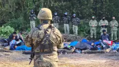 Мігранти буквально фізично "затиснуті" на кордонах Білорусі із державами-членами ЄС - Польщею та Литвою