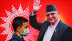 एमाले अध्यक्ष केपी शर्मा ओलीको तस्बिर