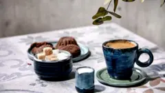 Coffee and biscuits
