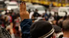 थाईल्यान्ड