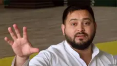 राष्ट्रीय जनता दल के नेता तेजस्वी यादव