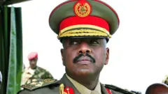 Muhoozi yazamuwe mu mapeti inshuro eshatu mu myaka itandatu yari ishize kugeza mu 2019