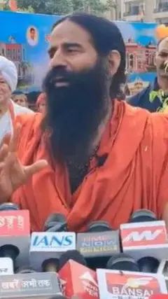 देश में शिक्षा से जुड़े मुद्दे पर बोले रामदेव