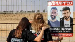 Родственники заложников