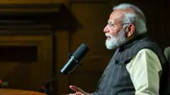 तीन घंटे से ज़्यादा चले इंटरव्यू में पीएम मोदी कई विषयों पर अपने विचार रखे. 