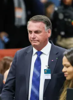 Bolsonaro se torna réu