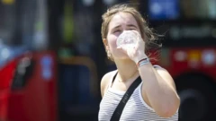 Sıcak havadan etkilenmiş birisi