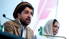 احمد مسعود رهبر جبهه مقاومت ملی