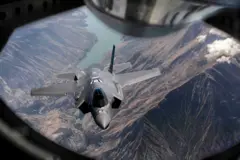 Caça F-35 em voo