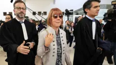 Жизель Пелико со своими адвокатами