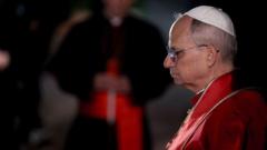 Trump lanza un fuerte ataque contra el papa León XIV por sus críticas a la guerra en Irán, y este responde que "no le tiene miedo"