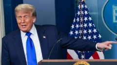 Donald Trump yishimiye ko abacamanza batswe ububasha bwo kuburizamwo ingingo yafashe 