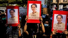 ၂၀၂၁ ခုနှစ် စစ်အာဏာသိမ်းပြီးချိန်ကတည်းက ဒေါ်အောင်ဆန်းစုကြည် လွတ်မြောက်ဖို့ တောင်းဆိုခဲ့ကြ