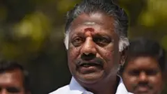 ராமதநாதபுரம் தொகுதி ஓபிஎஸ் அதிமுக சின்னம்