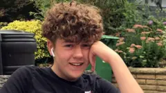 Olly Stephens
