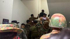 အမေရိကန် Strike Force နဲ့ မြန်မာထဲက ကျားဖြန့်ပြဿနာ