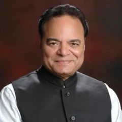 भारत जोडो यात्रेत काँग्रेस खासदाराचं निधन, यात्रा थांबवली  