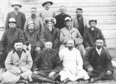 Казакстанга сүргүнгө айдалган кыргыз манаптары. 
