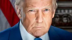 డోనల్డ్ ట్రంప్ తాజా అధికారిక చిత్రం