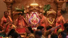 सिद्धिविनायक मंदिर.