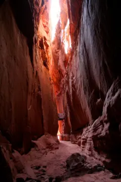 Vista do interior do Bluejohn Canyon