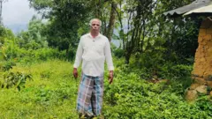 பழனியாண்டி, கோவை தொழிலதிபர், இலங்கை