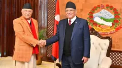 केपी शर्मा ओली र प्रचण्ड 