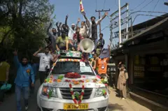 কাশ্মীরে দলের সমর্থিত প্রার্থীর হয়ে প্রচার চালাচ্ছেন জামায়াত কর্মীরা