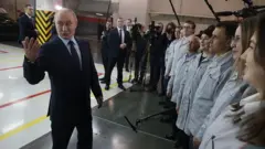 Путін і люди