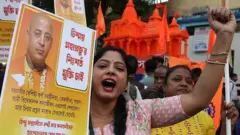 कोलकाता में प्रदर्शन 