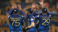 இலங்கை மற்றும் பாகிஸ்தான் 