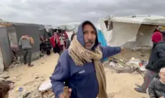 محمد الحلبي واحد من آلاف الفلسطينيين الذين يعيشون على شواطئ غزة