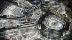 منظر عام للمسجد الحرام خلال شهر رمضان المبارك، في مكة المكرمة، المملكة العربية السعودية، 16 أبريل / نيسان. 2023.