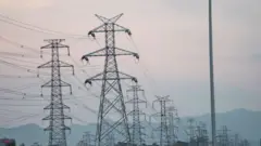 د برېښنا پايې