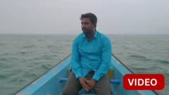 கடலில் தவறி விழுந்த மீனவர்- 26 மணி நேரம் கழித்தும் உயிரோடு மீண்டது எப்படி?