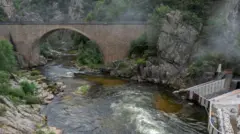 дамба у Франції